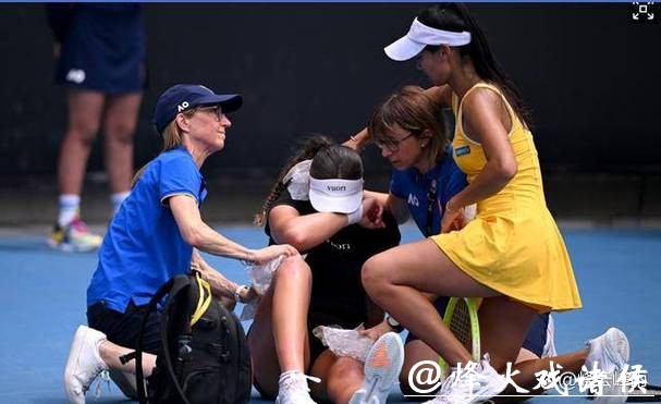 胜负面前，人更重要！温暖体育精神闪耀2026年澳网女单首轮赛场